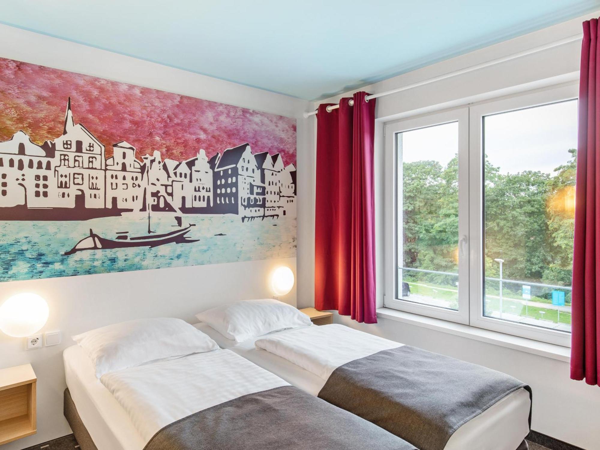B&B Hotel Lueneburg Bagian luar foto